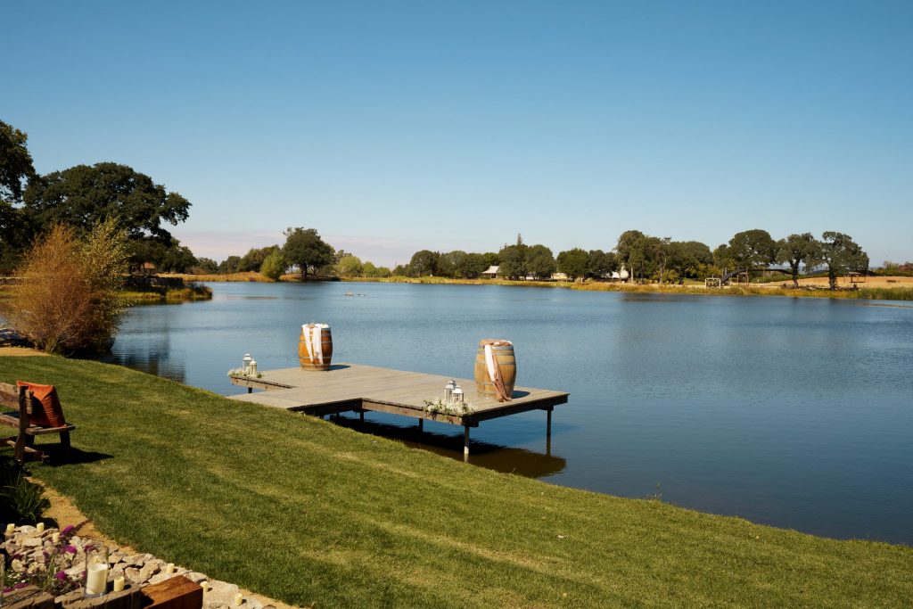 Saureel Vineyards lake dock