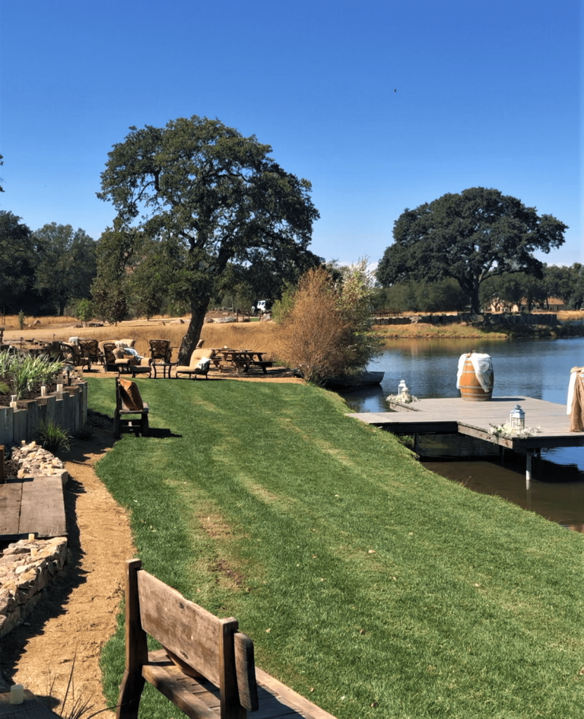 Saureel Vineyards lake dock