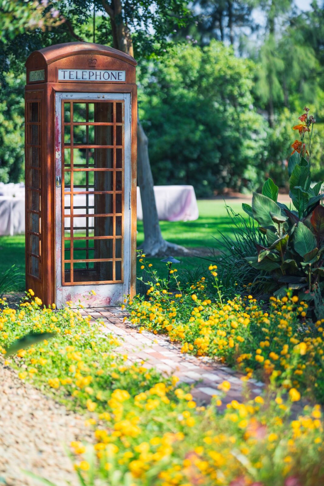 Twelve Oaks Event Venue, Placer County Private Estate. London phone booth.